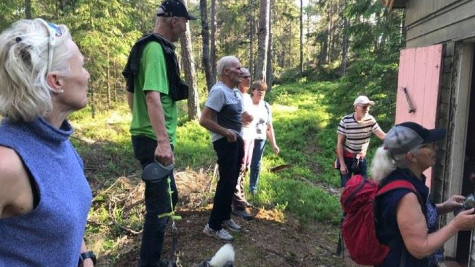 Utenfor hytta Utenfor hytta