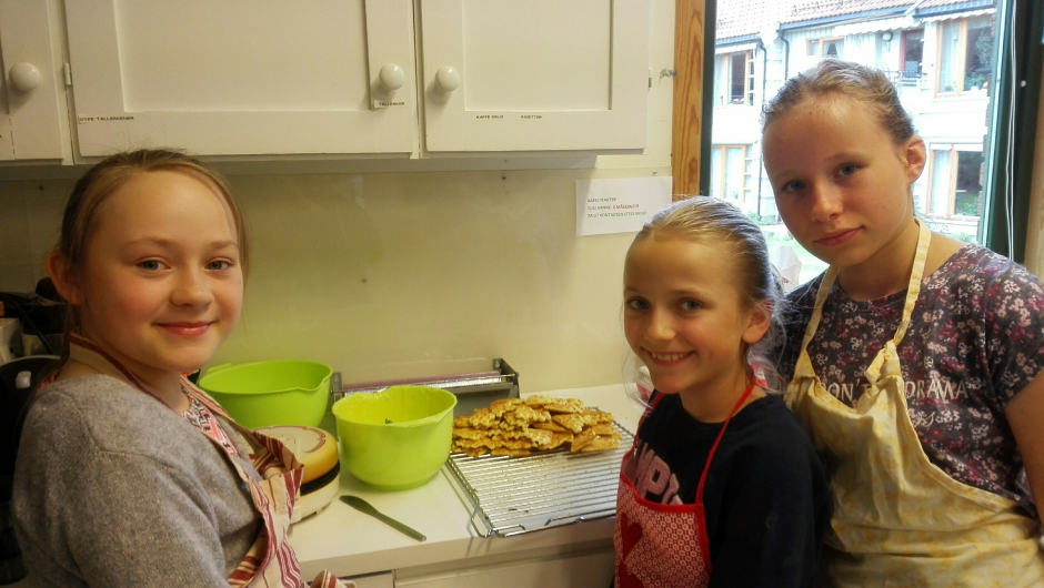 Steking av sprø kakevafler Steking av sprø kakevafler