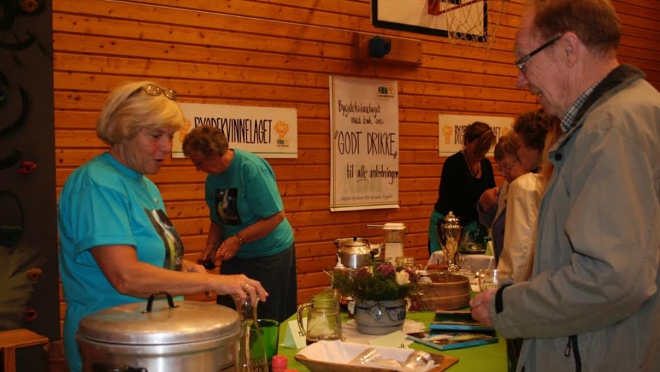 Mer kaffe til publikum