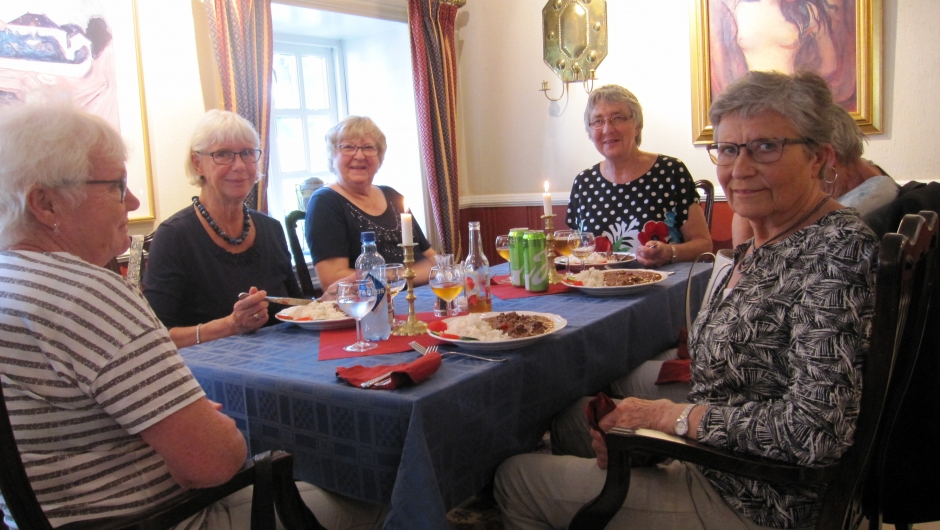 Middag på Munchs kafè Middag på Munchs kafè