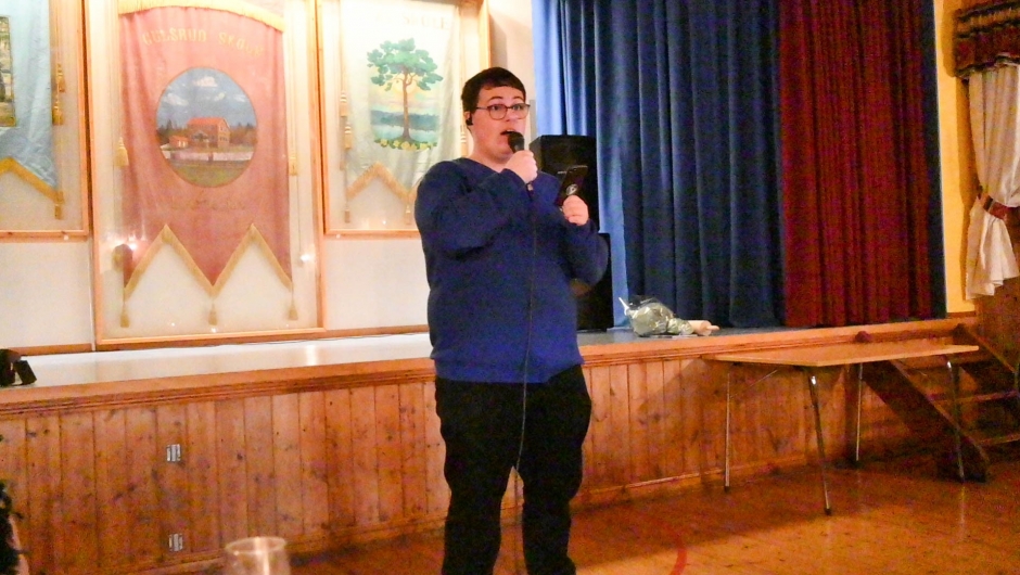 Knut Rydgren imponerte med tre sangnumre. Foto: Boel Kristin Støvern Sang ved Knut Rydgren