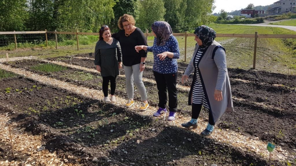 Nabila forteller om sin parsell!