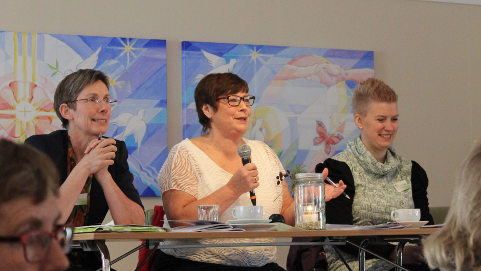 Ordstyrer Reidun Green holder orden på forsamlingen Foto: VBK