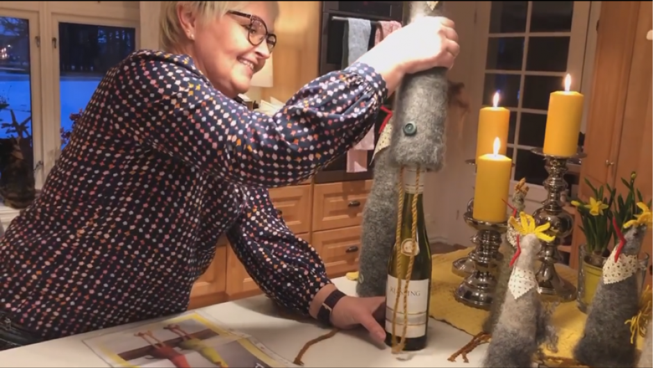 ... og høna kan inneholde en overraskelse ...og høna kan inneholde en overraskelse