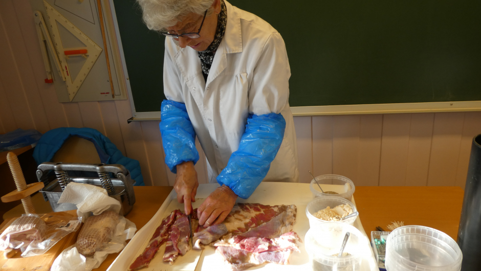 oppskåret slagside til fyll i lammerullen