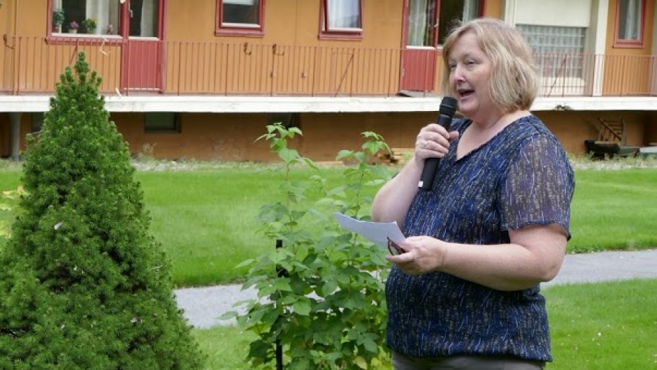 Einingsleiar Marit Øvrevoll takka også for innsatsen. Einingsleiar Marit Øvrevoll takka også for innsatsen.