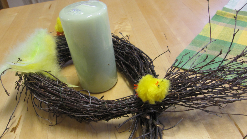 Flott påskepynt til utlodning fra Ragnhild Tunby Flott åpskepynt til utlodning fra Ranhild Tunby