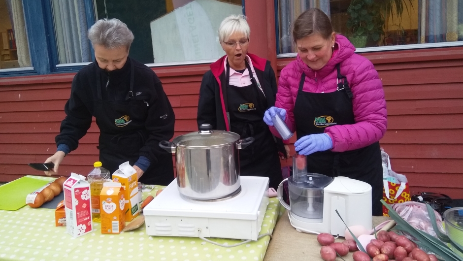 Potetkokker på Fjellfoten Potetkokker på Fjellfoten