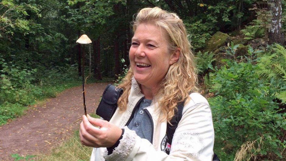 Soppen kan være stor og liten, og farlig og god. Soppefangst, Ella Grorud viser oss gode og farlige sopper.