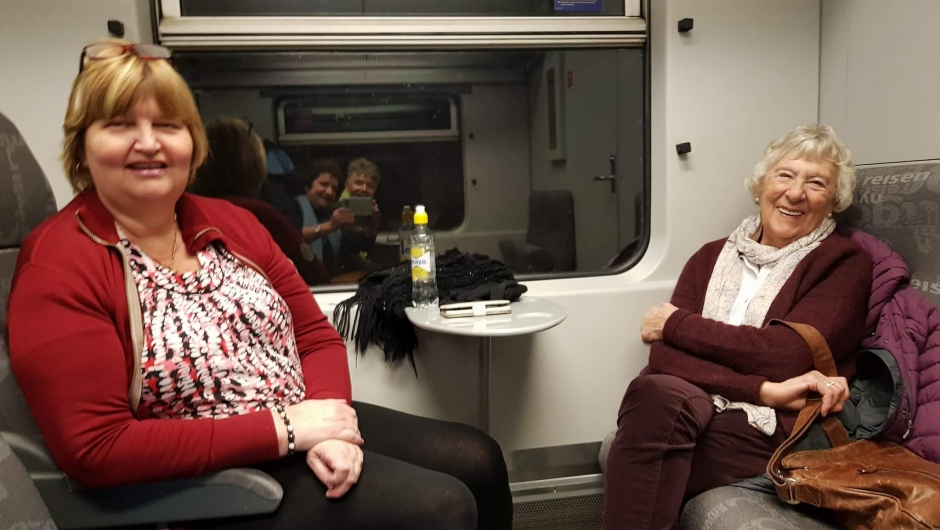 God stemning på lokaltoget til Bergen Foto: Liv Spilde God stemning på lokaltoget til Bergen Foto: Liv Spilde