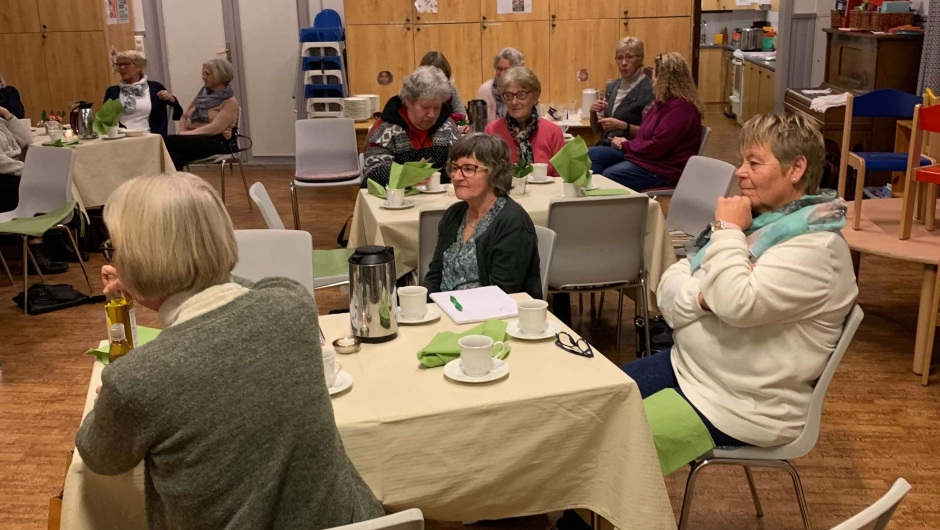 Venter i spenning på å smake Venter i spenning på å smake