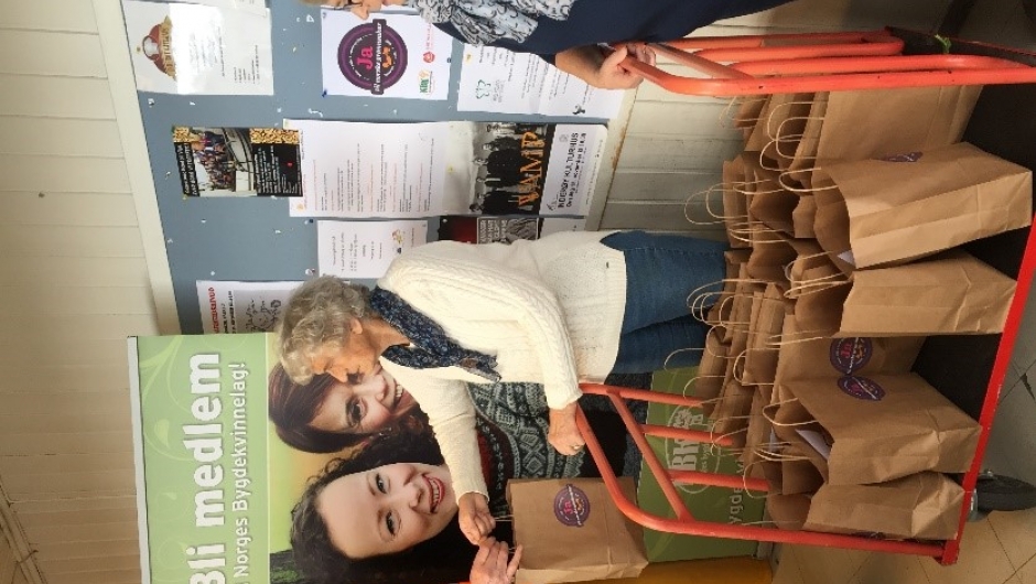 Målfrid Holmen, Katrine Velde, fra CooP Prix, og Gunn Granlund