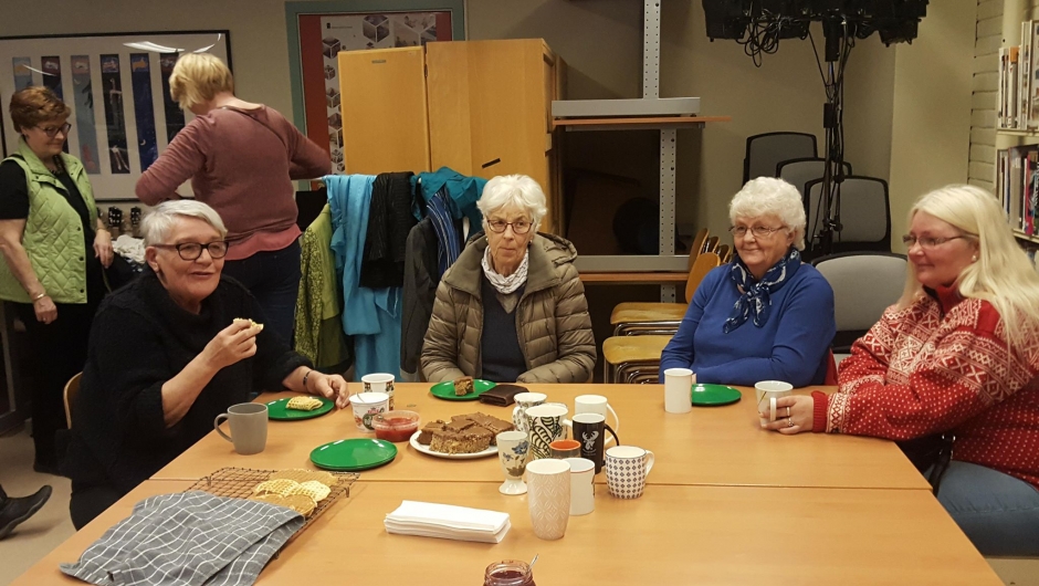 Det var tid til en kaffe og noe godt å bite i!