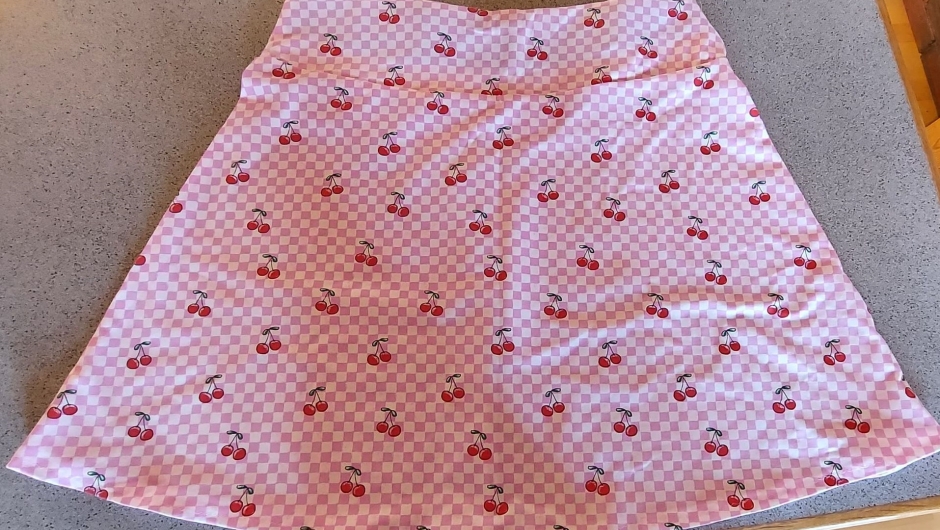 Skjørt i trikot. Foto: Elisabeth Hundven Opedal Skjørt av stoff i trikot