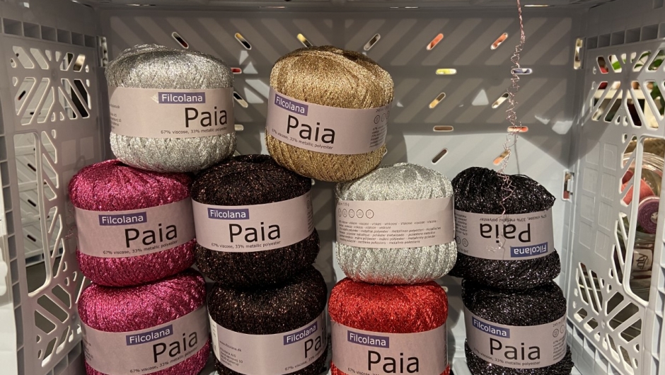 Garn som glitra for dei som ynskjer det. Foto: Bjørg Håland