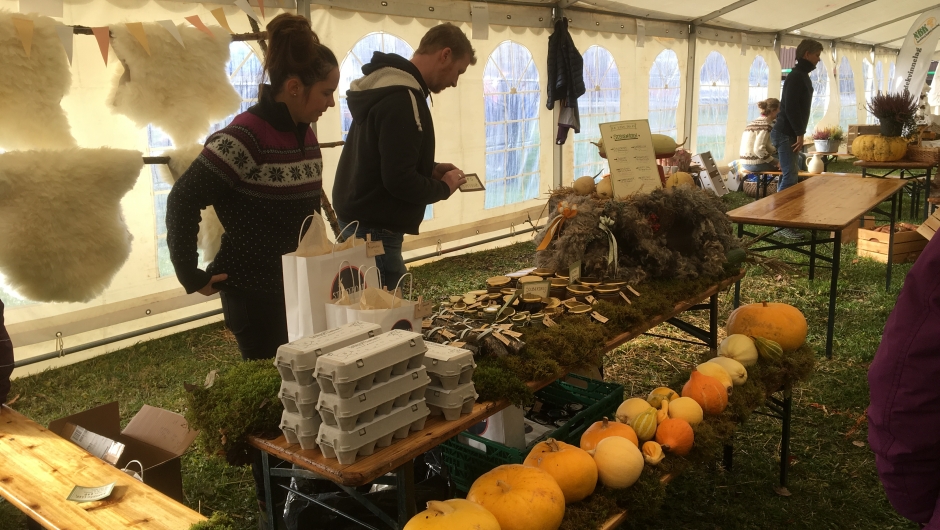 Tina med egen stand fra StegenRoad Tina fra StegenRoad