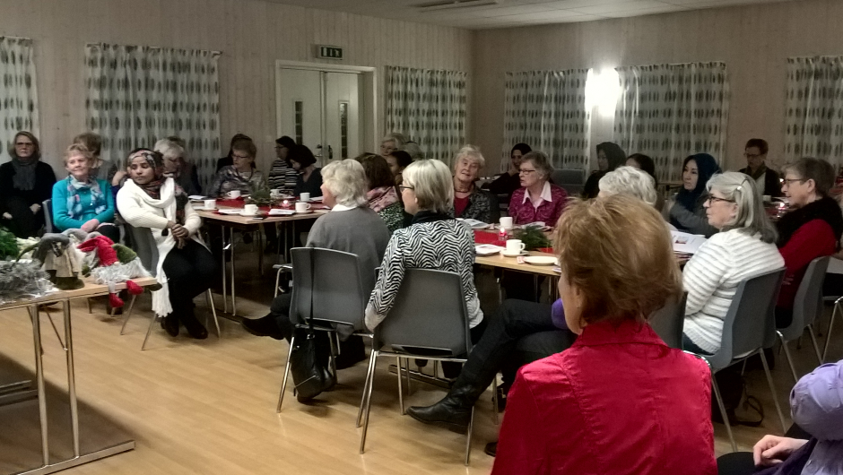 Bygdekvinner med Kvinner UT Bygdekvinner med Kvinner UT