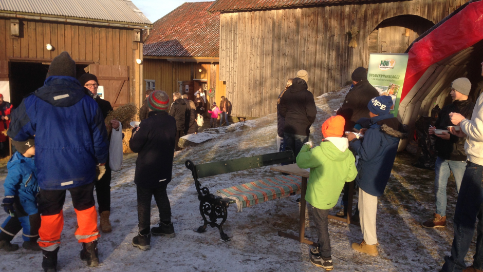 Mange koste seg både ute og inne på Vestre Bråte Mange koste seg både ute og inne på Vestre Bråte