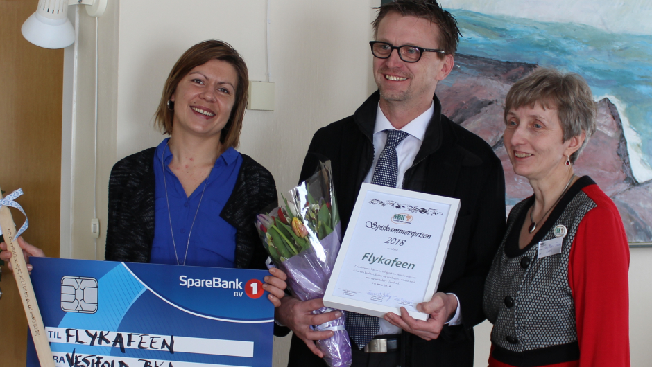 Prisvinner og Sem bkl leder Foto: VBK