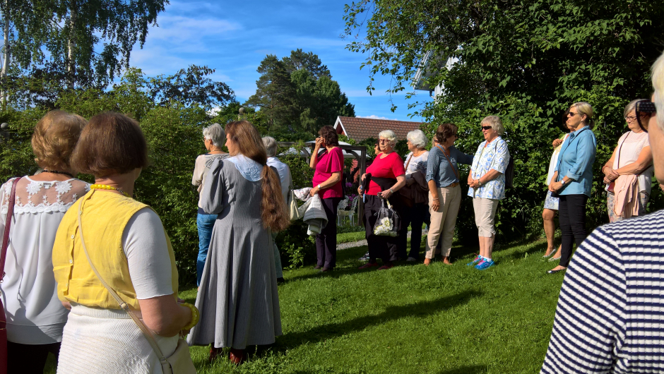 Helen Fredholm forteller Mye å lære om hage hos Helen